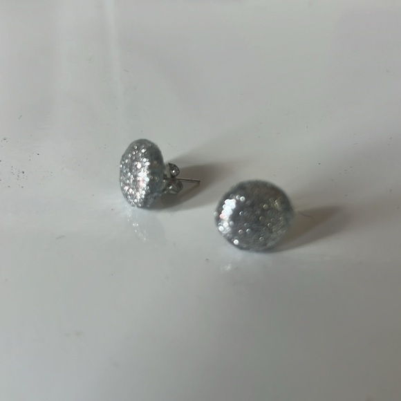 NWT - Glitter stud earrings - Picture 9 of 12